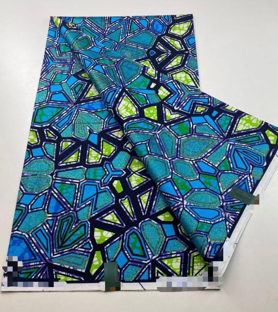 Medium Grand Glitter Ankara. Type 8